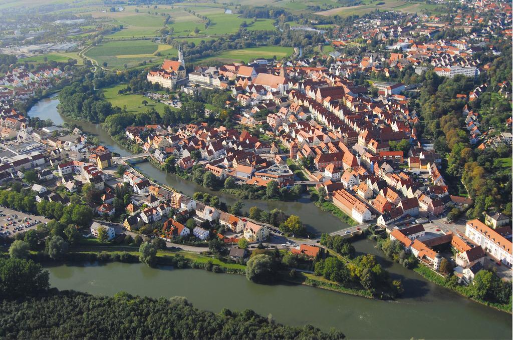 Aparthotel Donaustern Asbach-Baumenheim ภายนอก รูปภาพ