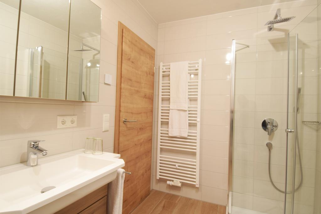 Aparthotel Donaustern Asbach-Baumenheim ภายนอก รูปภาพ
