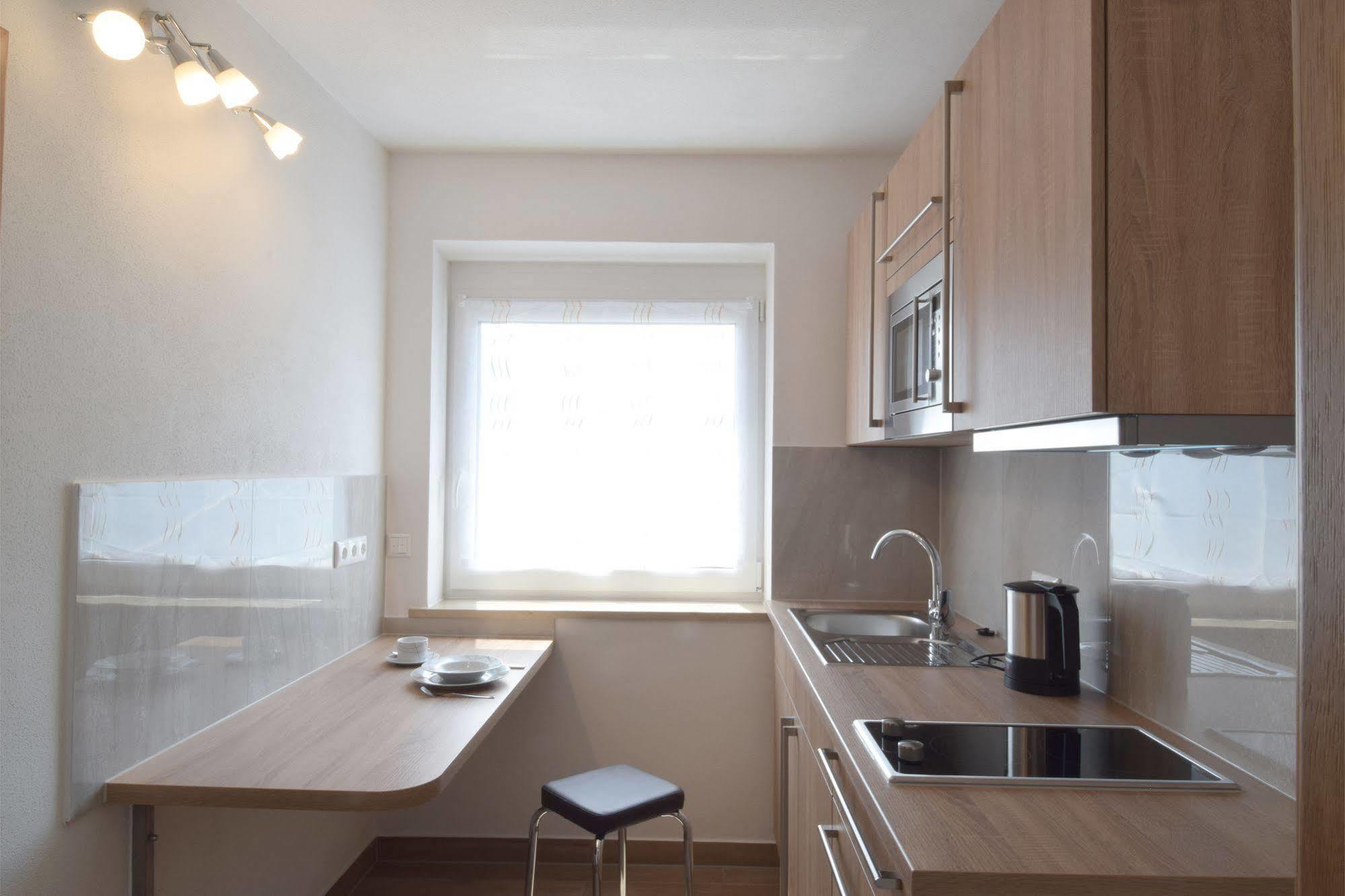 Aparthotel Donaustern Asbach-Baumenheim ภายนอก รูปภาพ